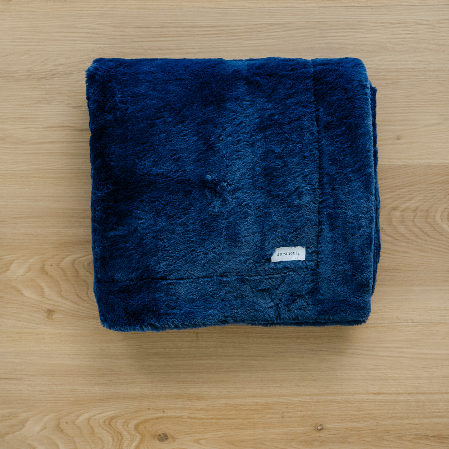 LUSH XL THROW BLANKETS