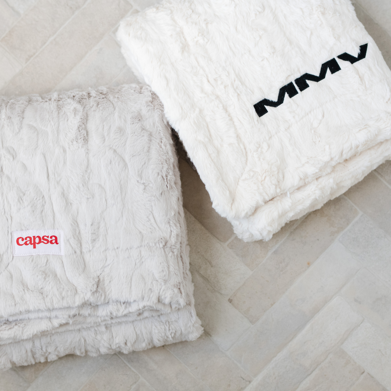 PATTERNED FAUX FUR XL THROW BLANKETS