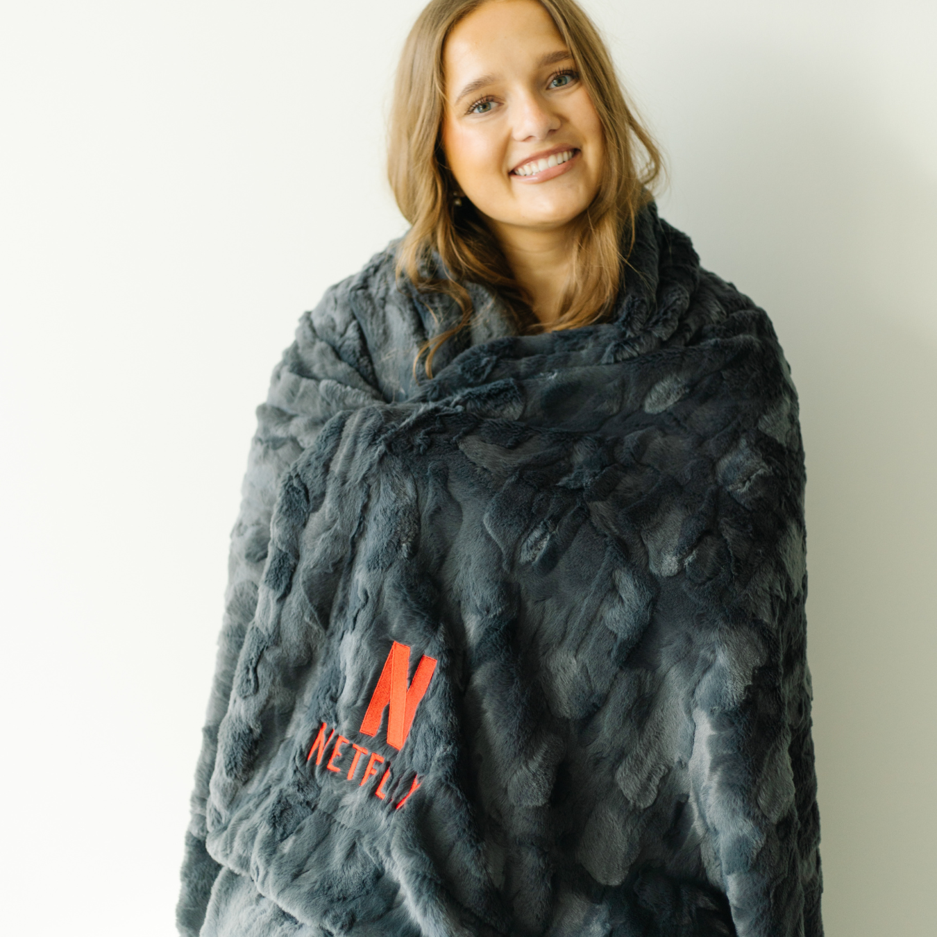 PATTERNED FAUX FUR XL THROW BLANKETS