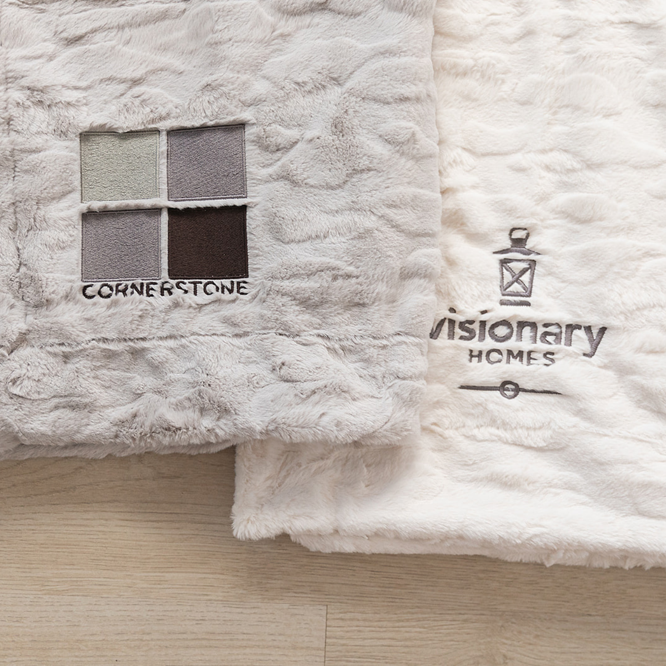 PATTERNED FAUX FUR XL THROW BLANKETS