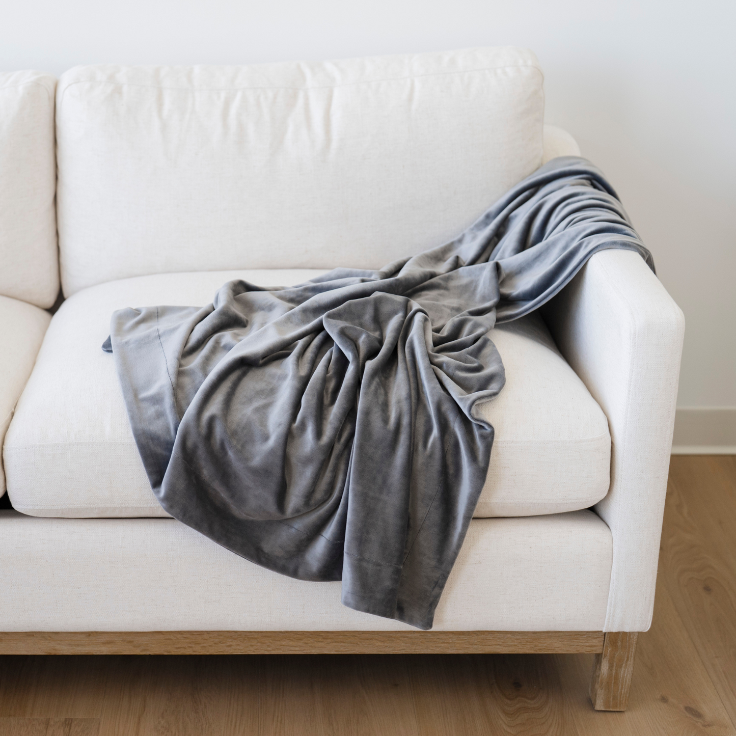 MINKY STRETCH THROW BLANKETS