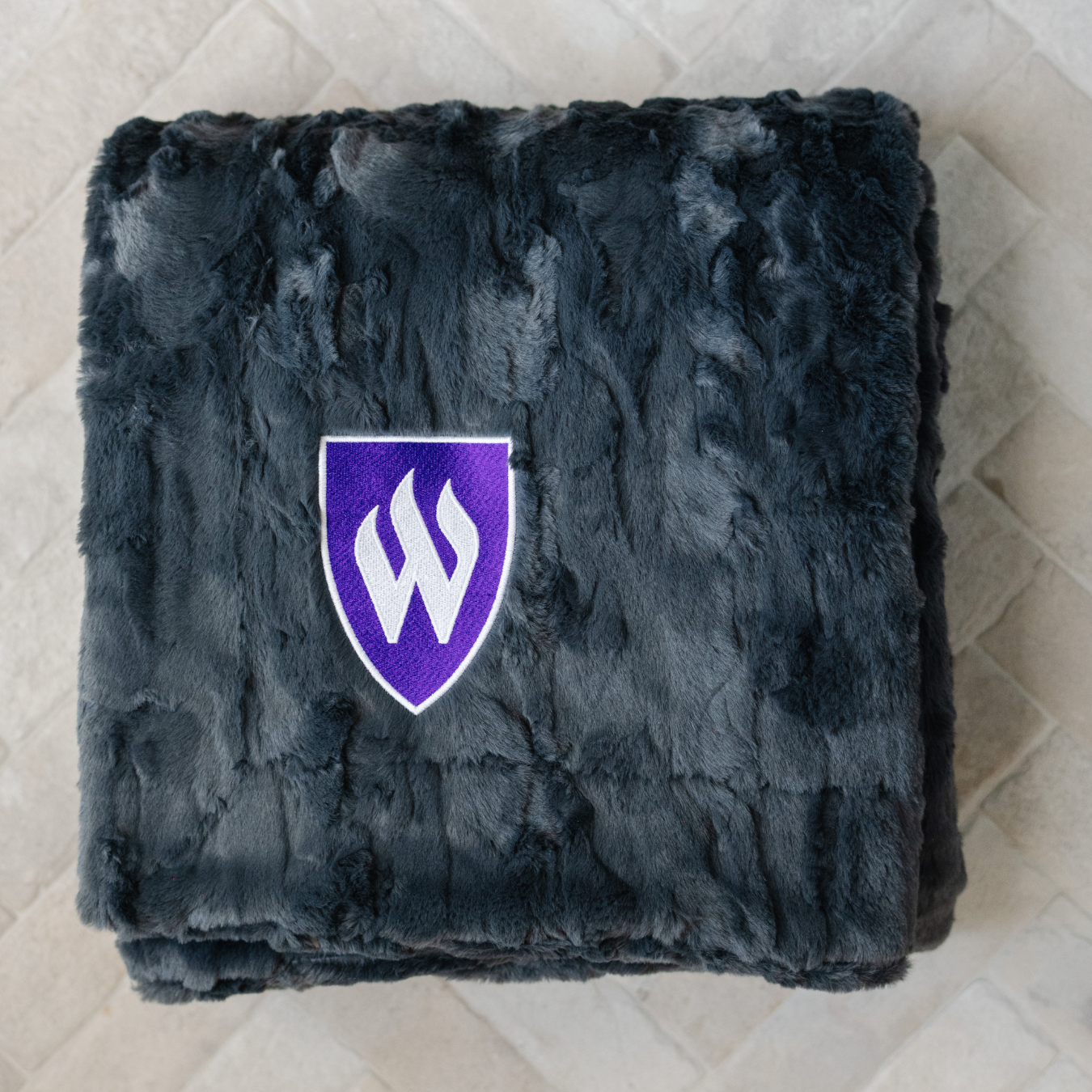 PATTERNED FAUX FUR XL THROW BLANKETS