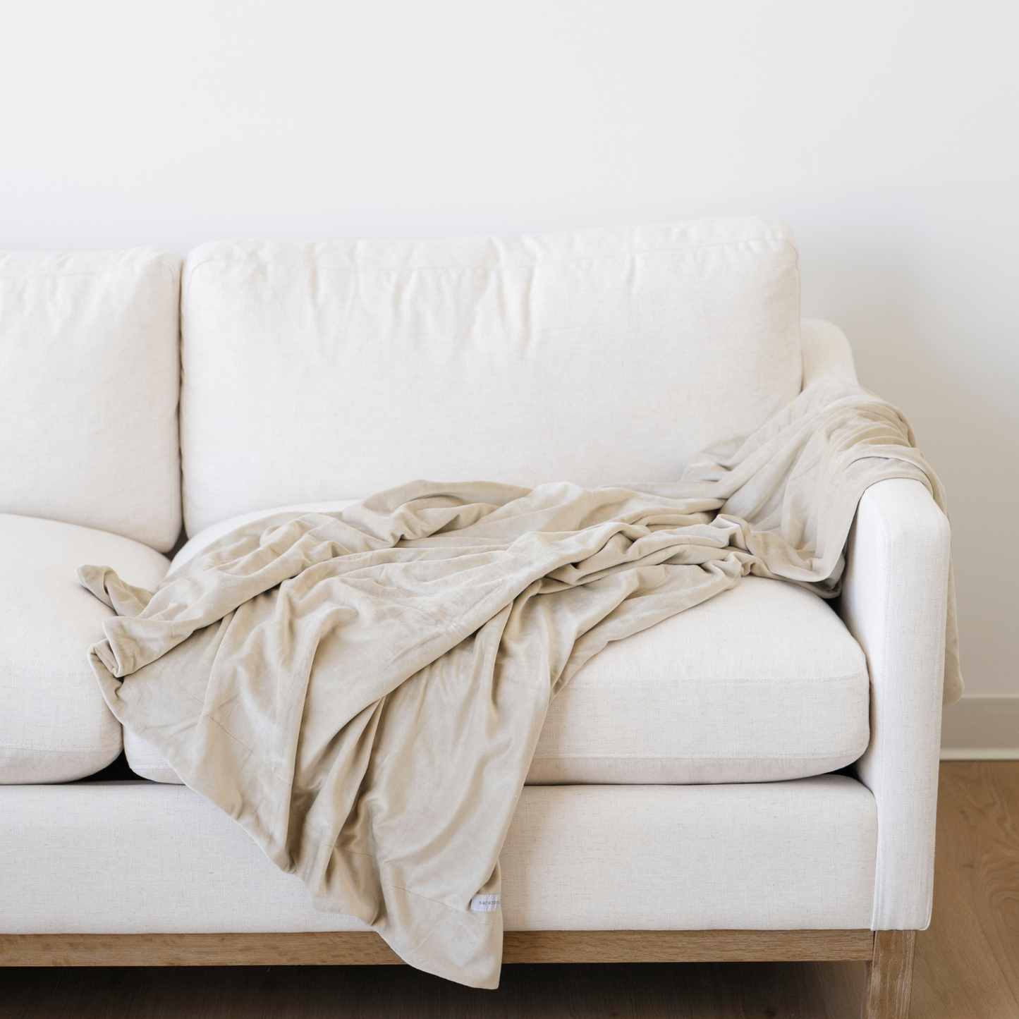 MINKY STRETCH XL THROW BLANKETS